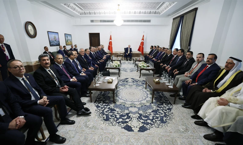 Cumhurbaşkanı Erdoğan, Irak'taki temaslarına devam ediyor: Erdoğan, Irak Türkmen ve Sünni toplumu temsilcilerini kabul etti