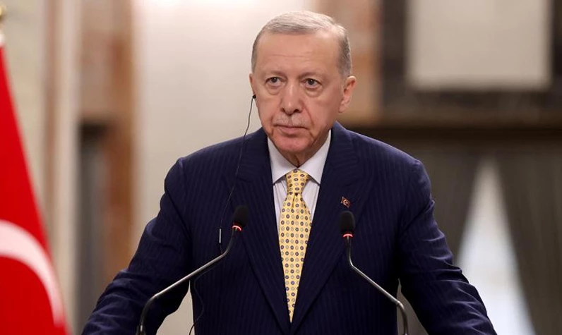 Cumhurbaşkanı Erdoğan, Külliye'de 7 ülkenin büyükelçisiyle görüştü