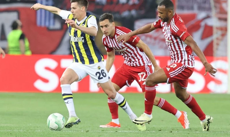 Fenerbahçe - Olympiakos maçı şifresiz yayınlanacak! İşte İsmail Kartal'ın Yunan'ı yıkacak 11'i