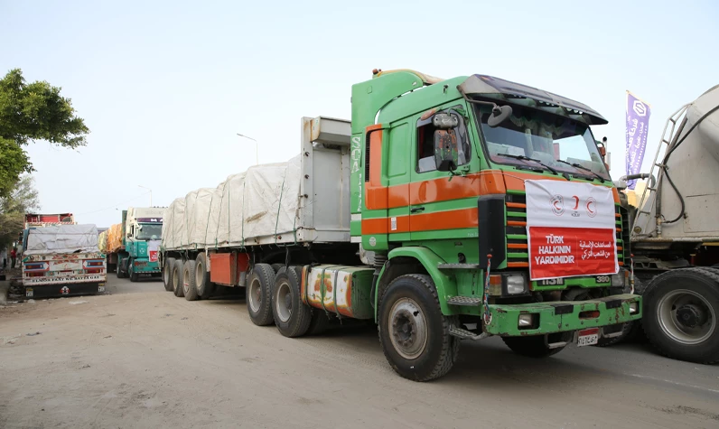 Türk tırları Gazze'ye giriyor: Yardım malzemeleri Filistin Kızılayına teslim edilecek