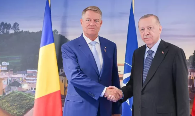 İletişim Başkanlığı duyurdu:  Erdoğan, Romanya Cumhurbaşkanı Klaus ile görüştü!