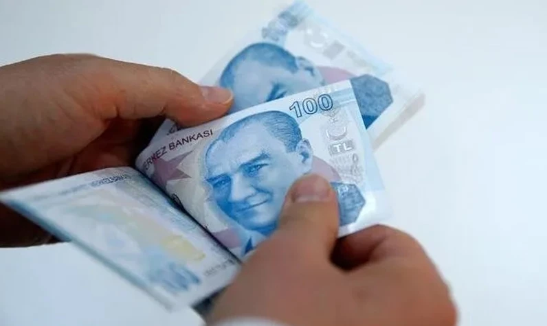 Halkbank'tan çocuklara 100 TL bayram harçlığı: 23 Nisan'da başvuran alabilecek!