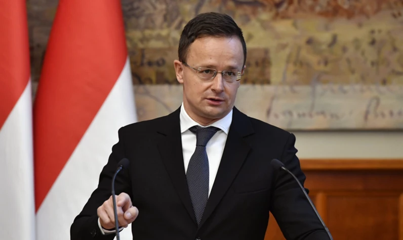 Macaristan'dan çarpıcı açıklama: Yeni bir dünya savaşı hazırlığı yapılıyor