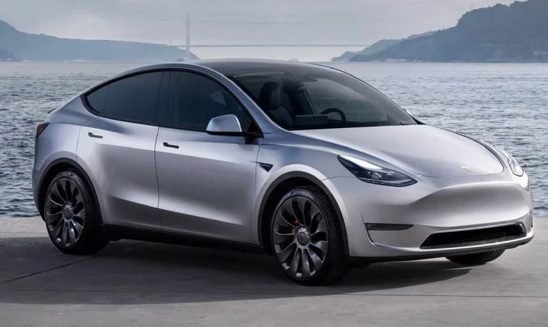 Tesla Model Y 2024 MTV ne kadar? Ucuz Tesla yıllık vergisi kaç para?