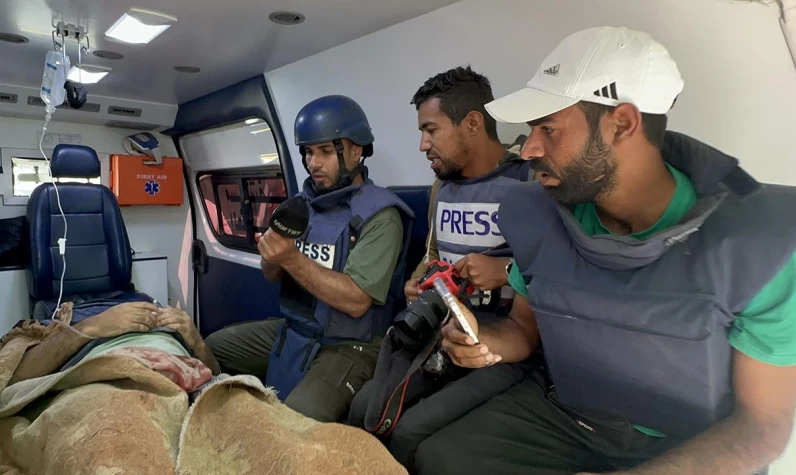 İşgalci İsrail askerleri Nusayrat Mülteci Kampı'nı bombaladı! Çok sayıda gazeteci yaralandı