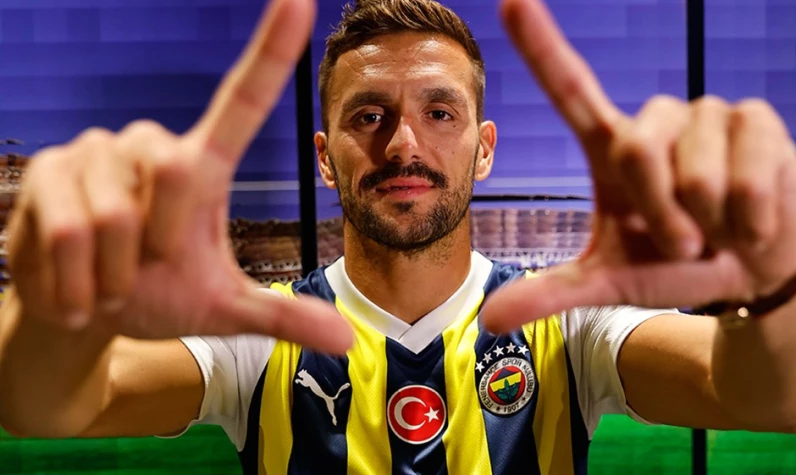 Tadic'in yerine gelecek isim belli oldu! Fenerbahçe'de Allan Saint-Maximin planı