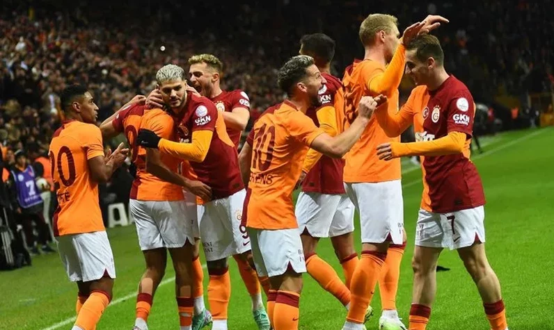 Maç sonu şampiyonluk turu atabilir! Fatih Karagümrük -Galatasaray maçı ilk 11'i açıklandı