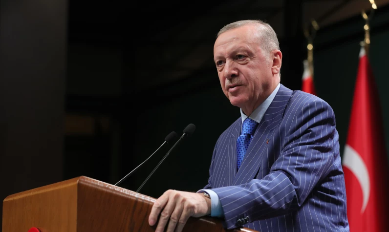Cumhurbaşkanı Erdoğan'dan İmamoğlu'na tepki: Milletin cebinden Roma turu yaptırılmaz