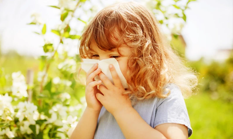 Beş yaş altı çocuklara hangi alerji ilaçları verilebilir? Alerjisi olan küçük çocuklar ilaç kullanabilir mi? Burun spreyleri çocuklar için uygun mu?