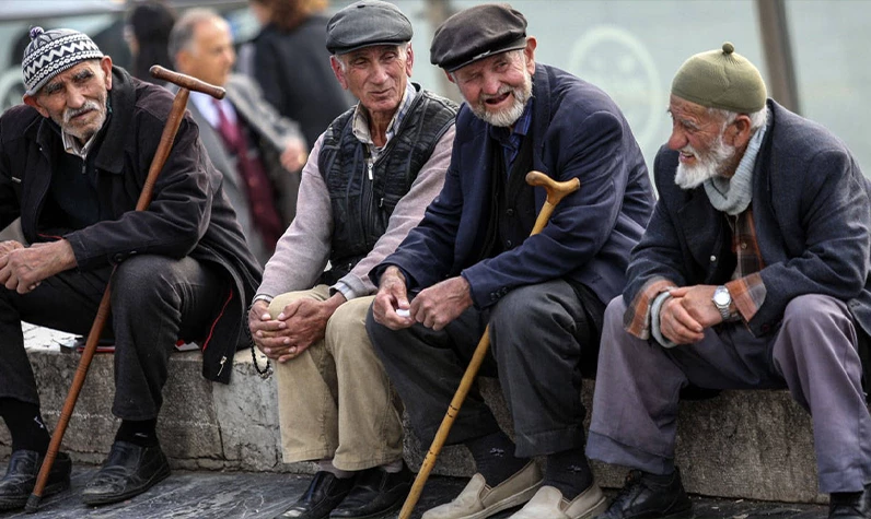 SSK ve BağKur'dan emekli olmak isteyen vatandaşlar dikkat! Bunları yapanların emeklilikleri yandı!