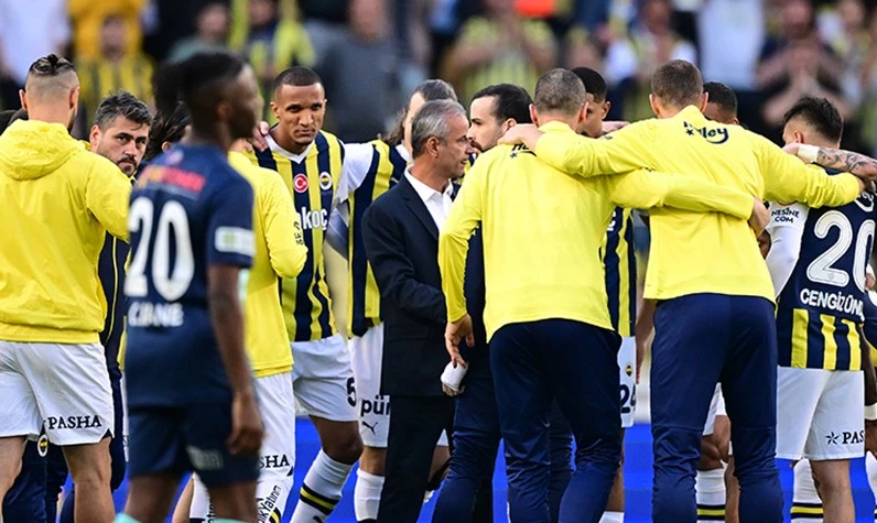 Kumandan Djiku! Fenerbahçe- Kayserispor maçını spor yorumcularu değerlendirdi