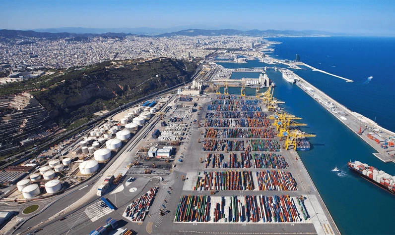 İspanya'dan İsrail'e karşı yeni adım: İşgalcilere silah taşıyan geminin limanlarda durma talebi reddedildi