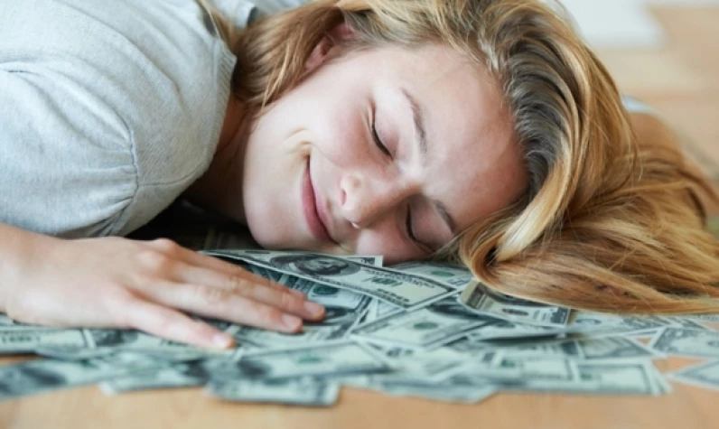Birçok kişinin başı dertte! Bu hastalığa dikkat: Uyurken binlerce dolar harcayabilirsiniz!