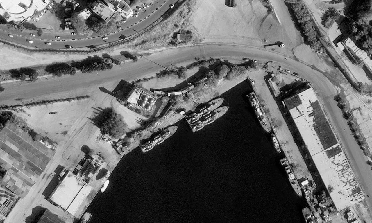 Ruslar Suriye'den çekilecek mi? Moskova yeni yönetim ile masaya oturdu: Askeri üsler için karar çıktı