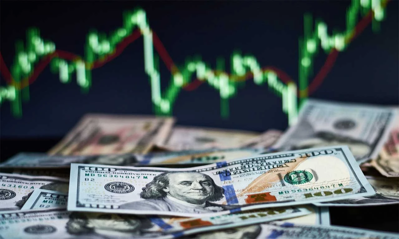 Dolar kuru rekor yolculuğuna devam ediyor! İşte 4 Şubat dolar, euro ve sterlin fiyatları