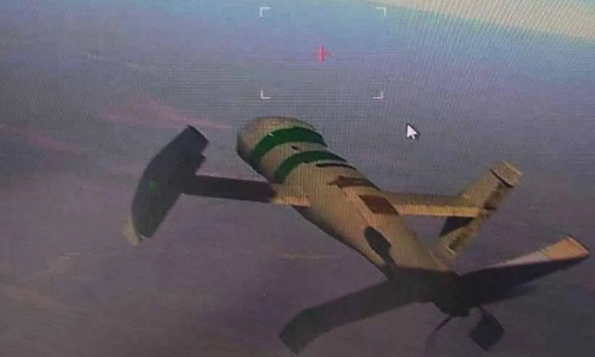 İsimsiz gizemli İHA! Düşman helikopterlerini engellemek için gökyüzüne saldılar