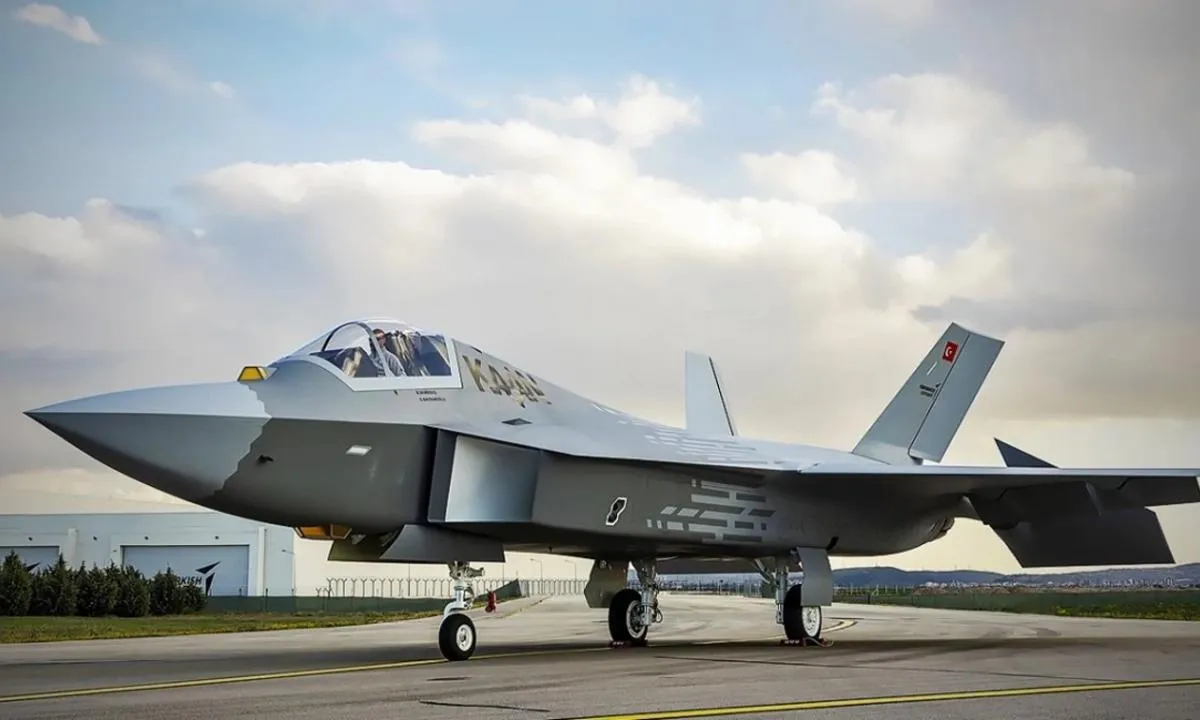 Kahire'nin gözü KAAN’da! Mısırlı general resmen duyurdu:  Türkiye'nin 5. nesil uçağına talibiz