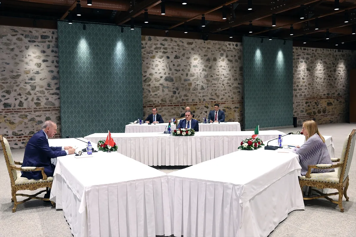 Akdeniz zirvesi Avrupa'yı karıştırdı: Türkiye artık oyun kurucu