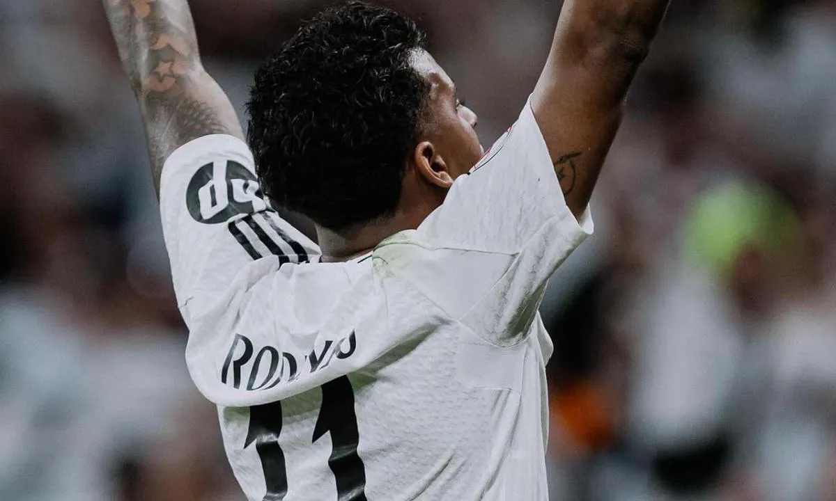 Fenerbahçe'den Brezilyalı yıldıza kanca! Mourinho oldukça ısrarcı