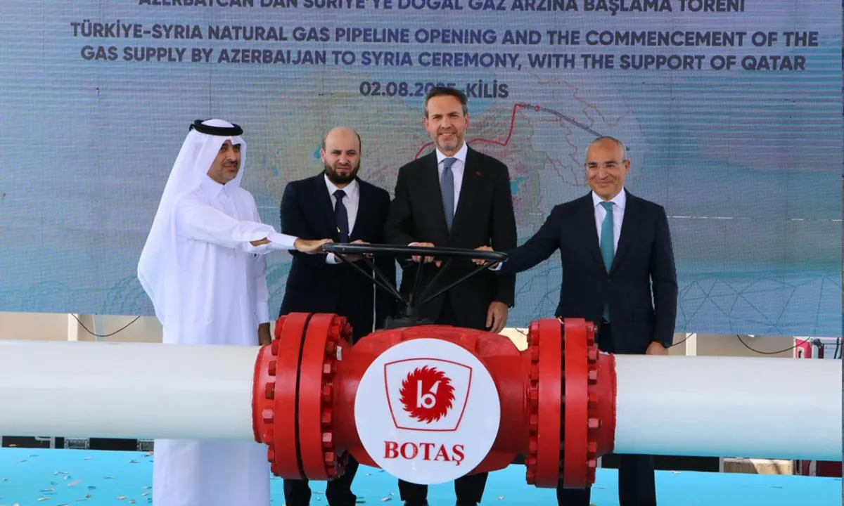 Enerji köprüsü kuruldu! Enerji Bakanı duyurdu: Yeni gaz hattı hizmete açıldı! 