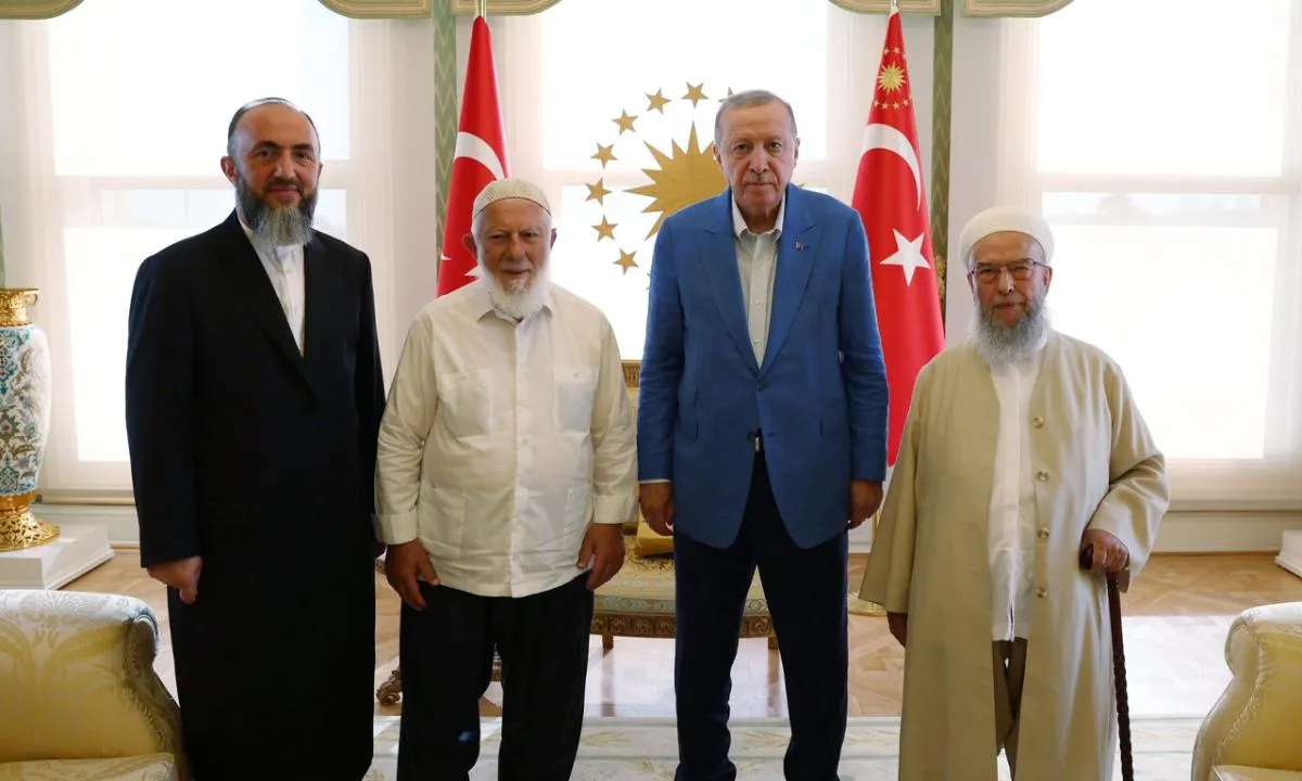 Vahdettin Köşkü'nde kabul etti! İsmailağa cemaatinden Cumhurbaşkanı Erdoğan'a ziyaret 