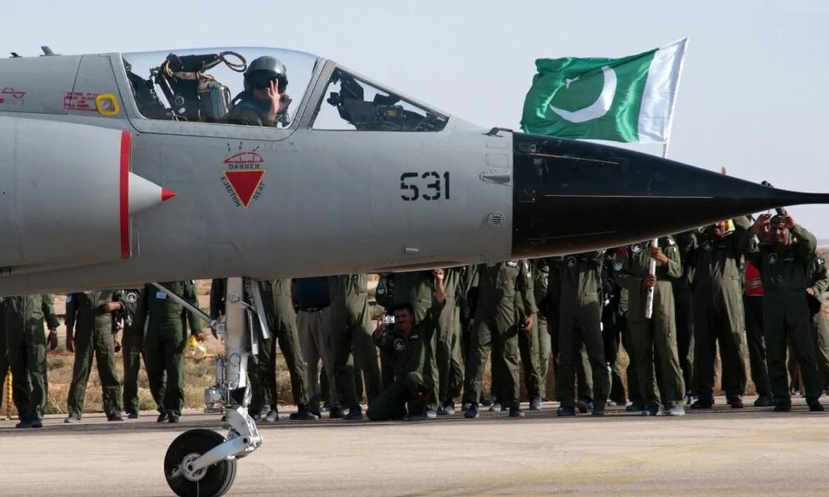 Son dakika... Hindistan tarafında olağanüstü hareketlilik! Pakistan Hava Kuvvetleri alarma geçti 