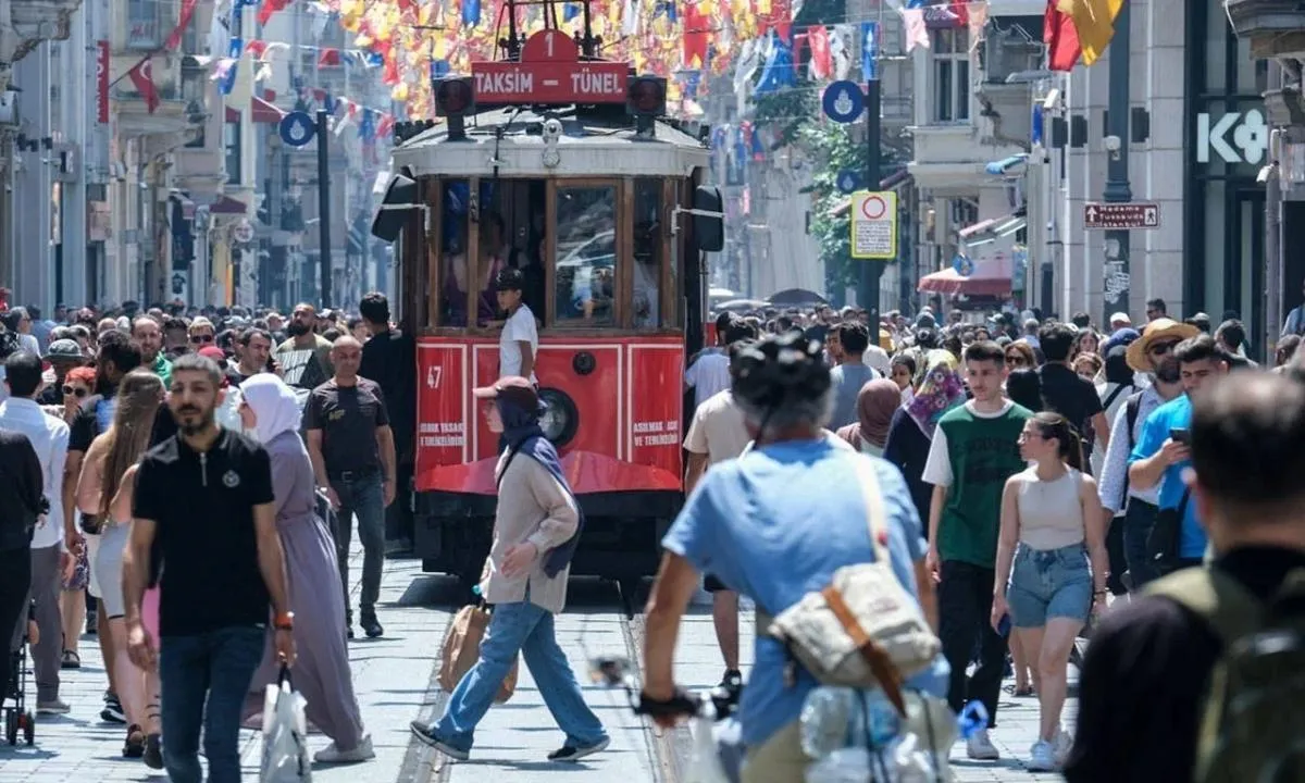 1 yılda yüzde 45 arttı! İstanbul'da alım gücü giderek zayıflıyor: İşte megakentte bir aylık yaşamanın maliyeti...
