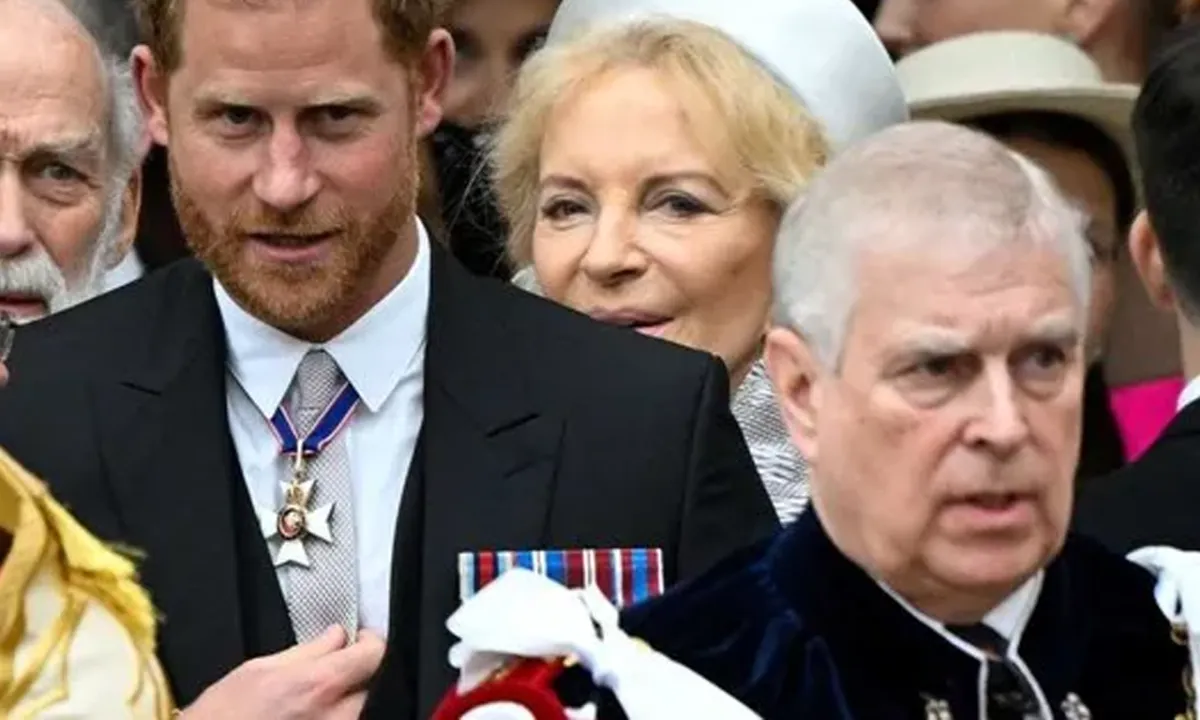 Kraliyet Ailesi’nde sokak kavgası: Yumruk yumruğa girdiler! Harry Meghan Markle yüzünden amcasına vurdu !