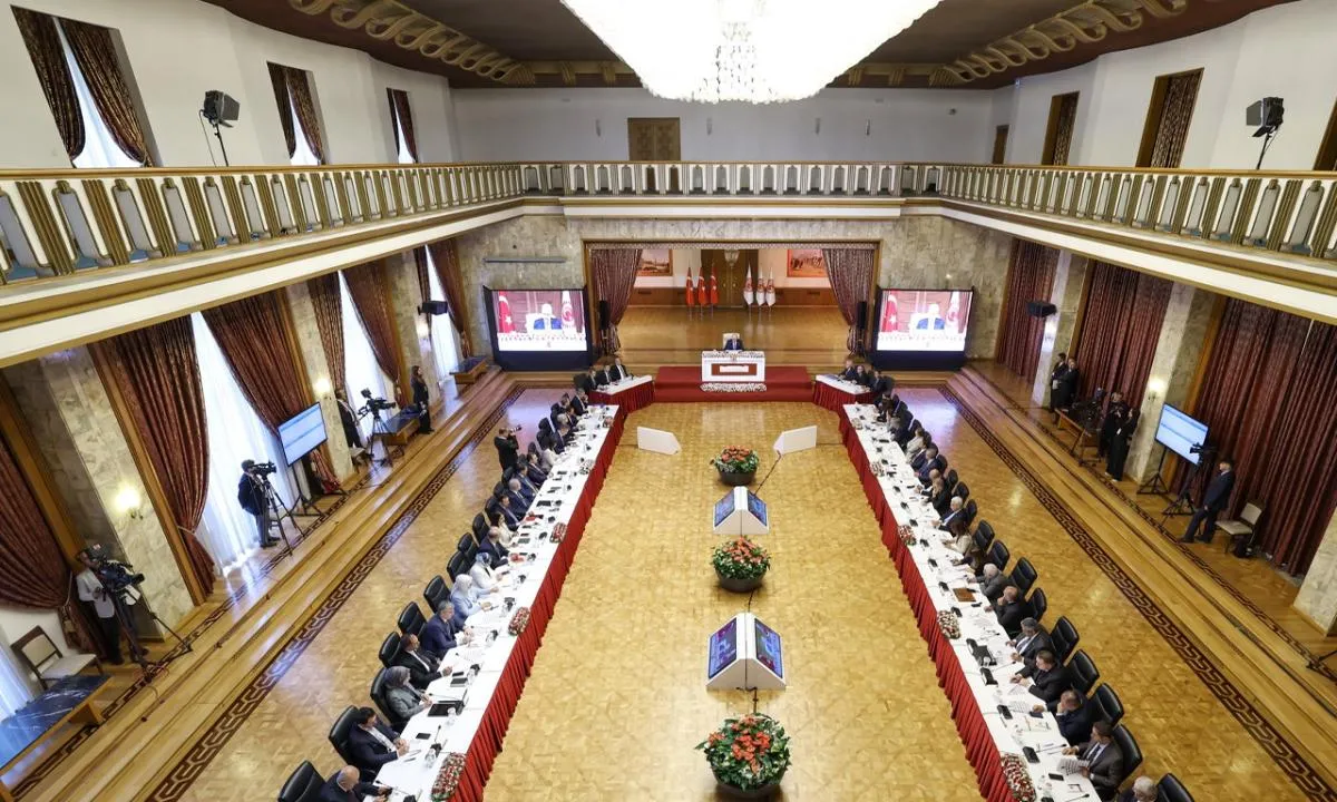 Son dakika... Milli Dayanışma Kardeşlik ve Demokrasi Komisyonu ilk toplantısını tamamladı