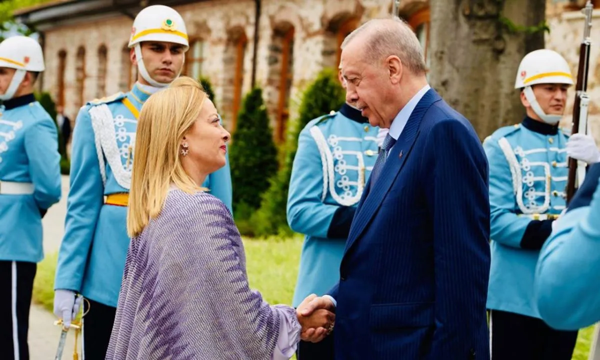 Yunan medyası 'dışlandık' diyerek duyurdu: Avrupa Erdoğan'a kur yapıyor: İtalya, İspanya, Almanya...