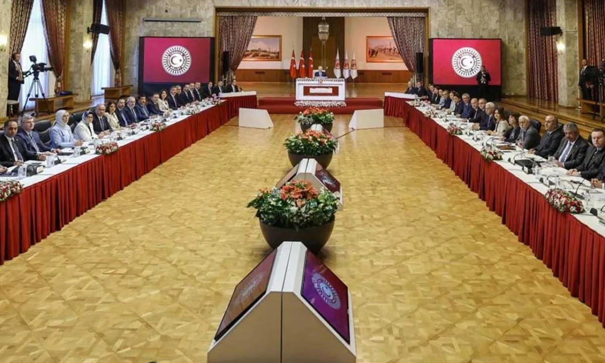 İkinci toplantıya gizlilik kararı! Milli Dayanışma, Kardeşlik ve Demokrasi Komisyonu'na üç isim davet edildi!