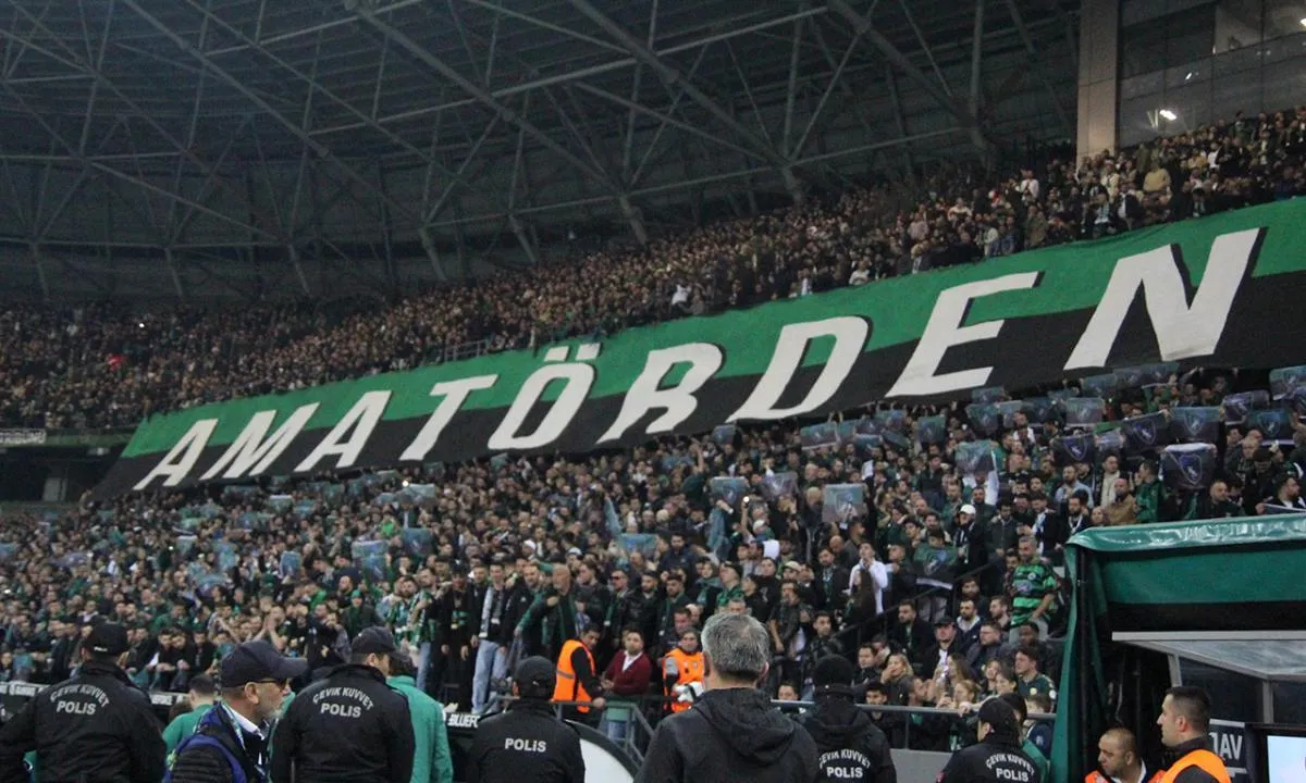 Kocaelispor 2025-2026 sezonu kombine fiyatları: Numaralı, maraton kale arkası tribünü ne kadar oldu