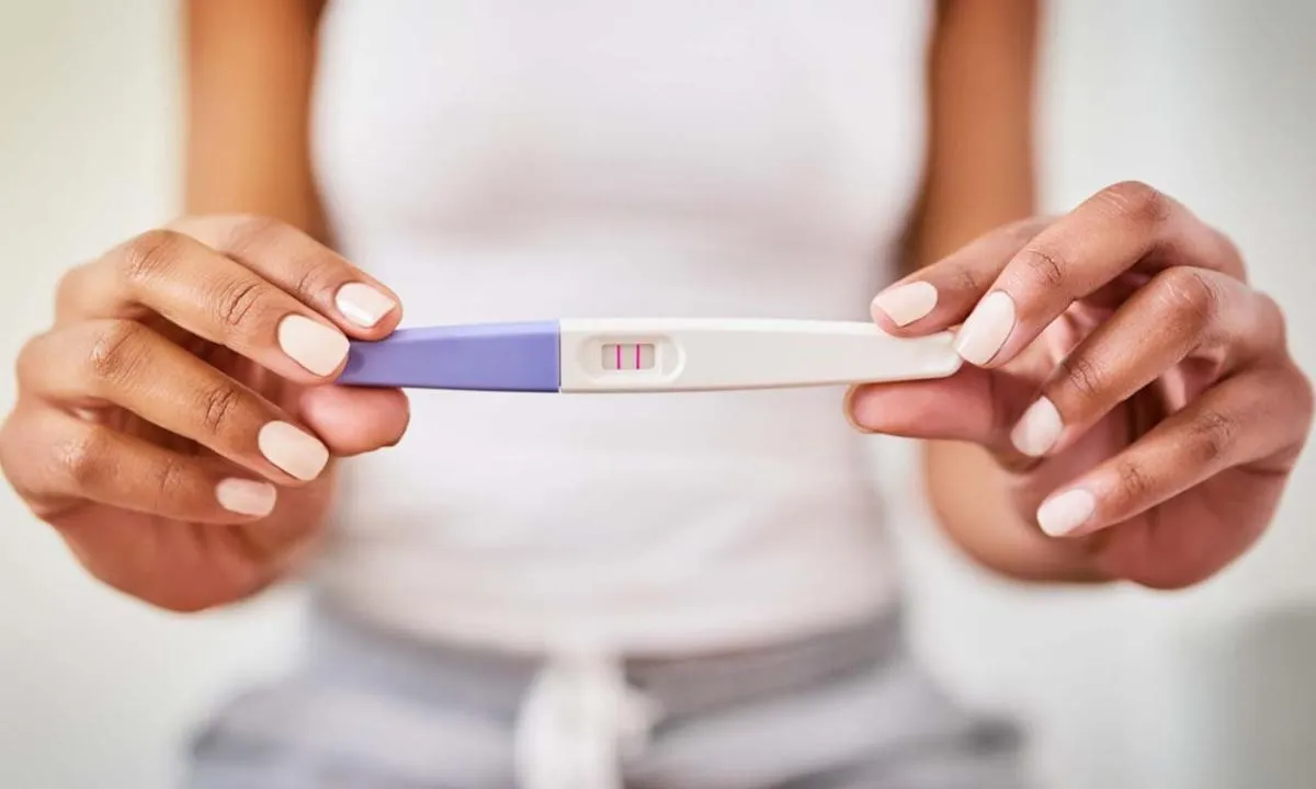 Hamilelik testi ikinci çizgi silik çıkarsa ne olur? Hamile miyim?