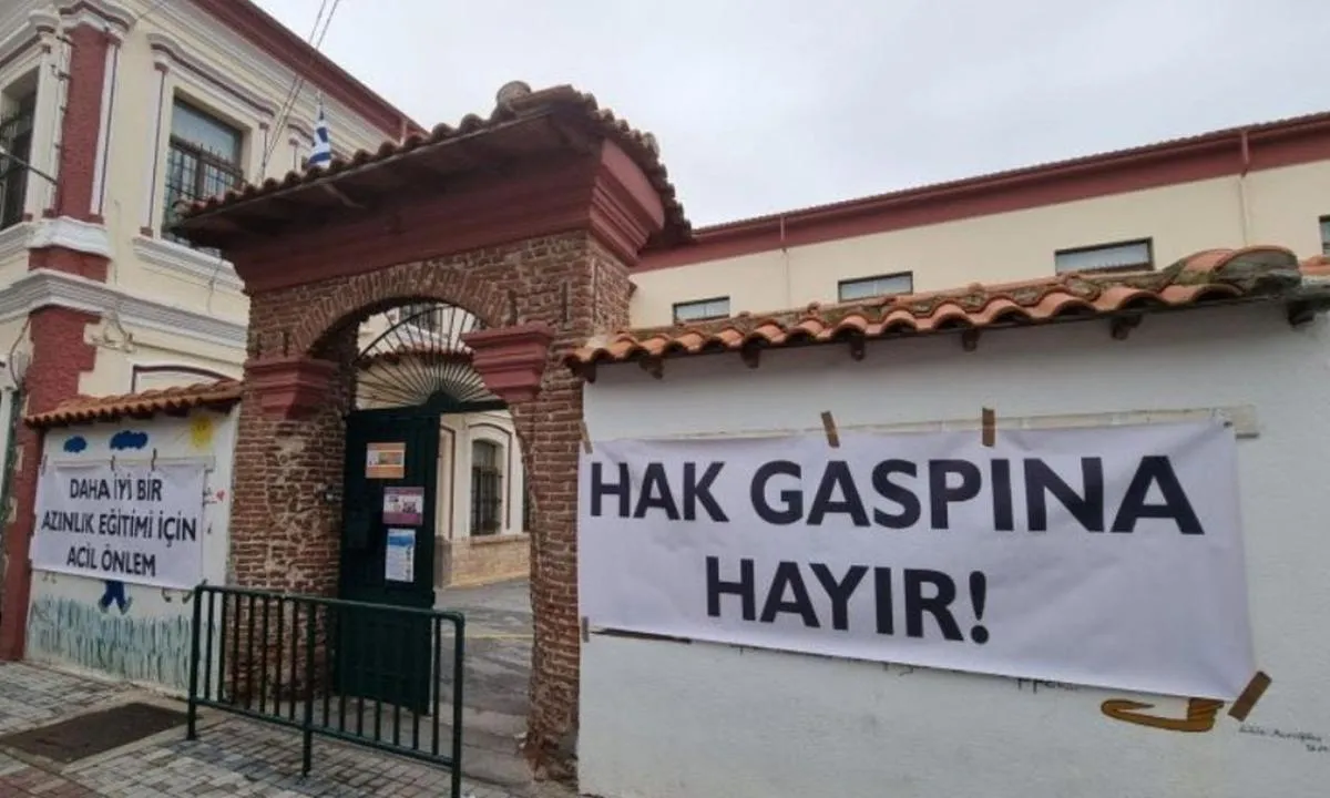 Yunanistan anlaşmaları ayaklar altına almaya devam ediyor! Batı Trakya'da Türk azınlığına ait 3 okul daha kapatıldı