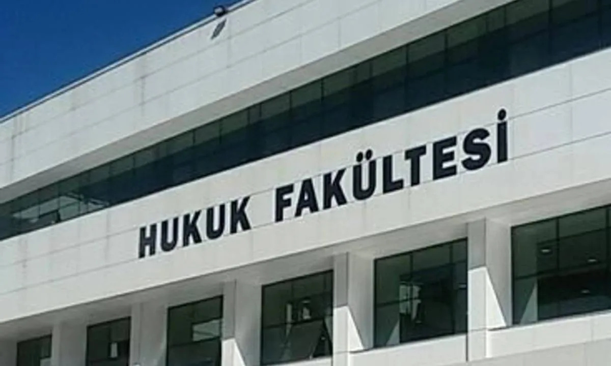 2025 Hukuk Fakültesi tercih barajı 125 bin mi oldu? 125 bin içinde olanlar bu sene Hukuk Fakültesi tercih edebilir mi?