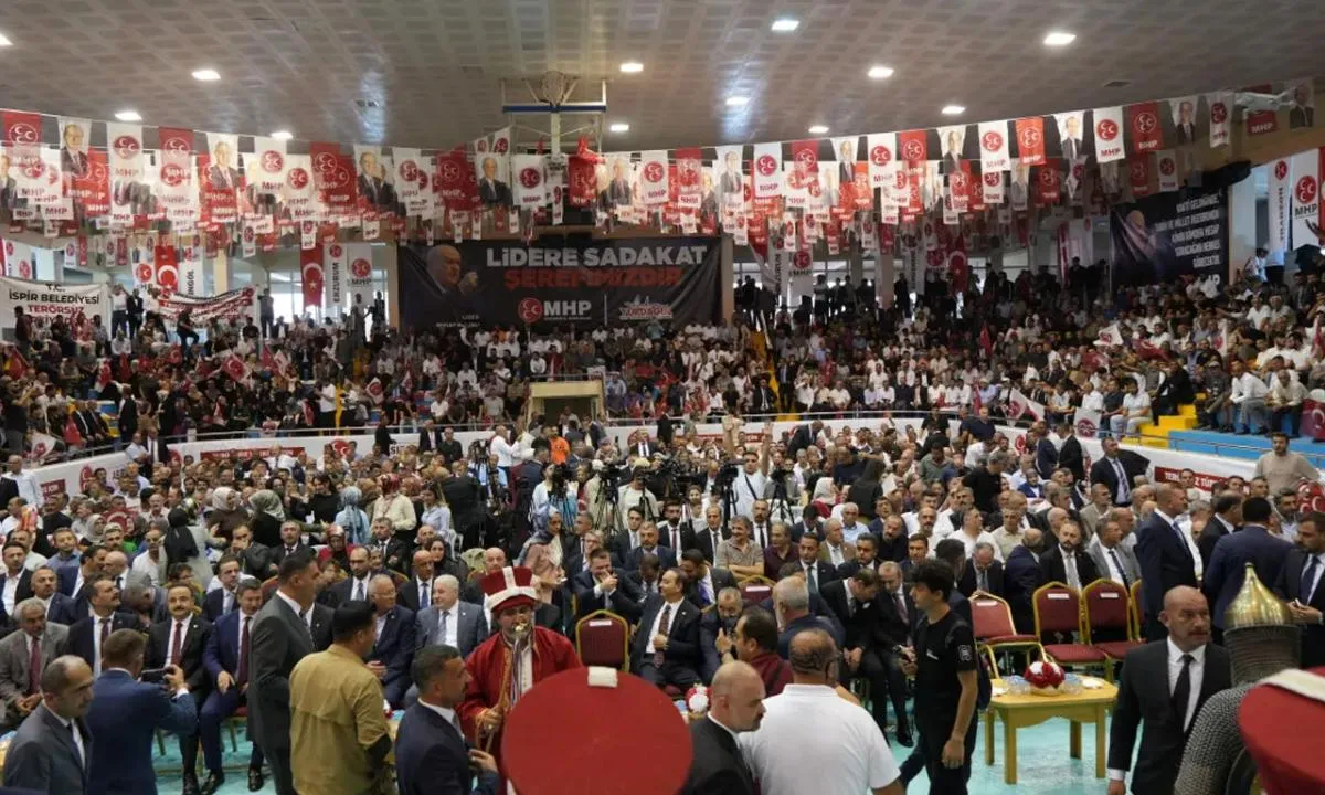  Milli Birlik ve Dayanışma Buluşmaları başladı! MHP 81 ilde sahaya iniyor: Terörsüz Türkiye sürecinde ilk durak Erzurum! 