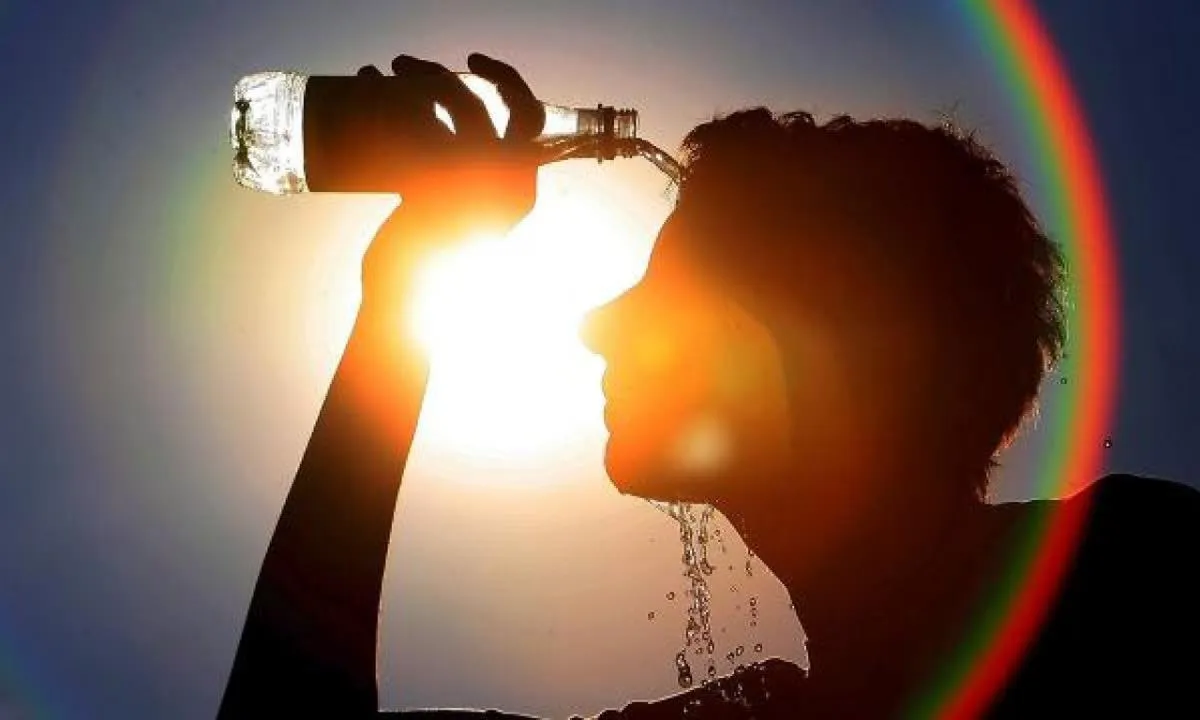 Kavrulduk! Son 55 yılın en sıcak yazı: Peş peşe sıcaklık rekorları kırıldı