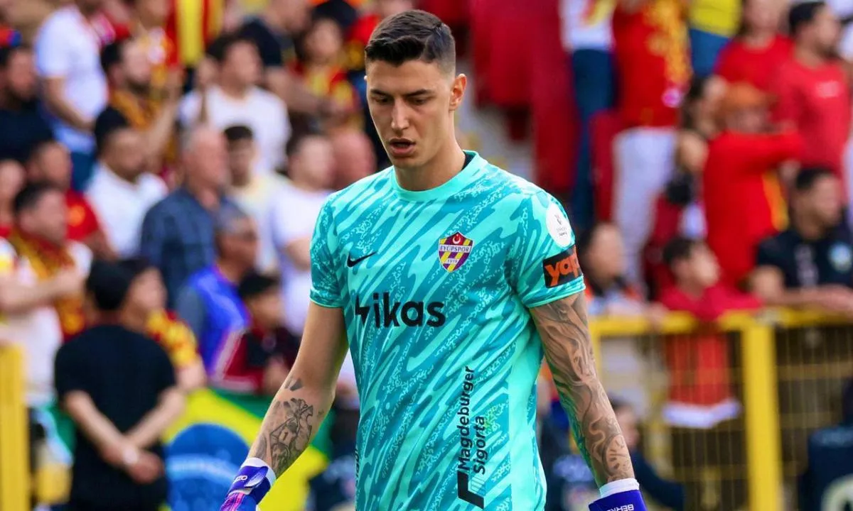 40 milyon euroluk kaleci yerine Berke Özer: Fenerbahçe de payını alacak