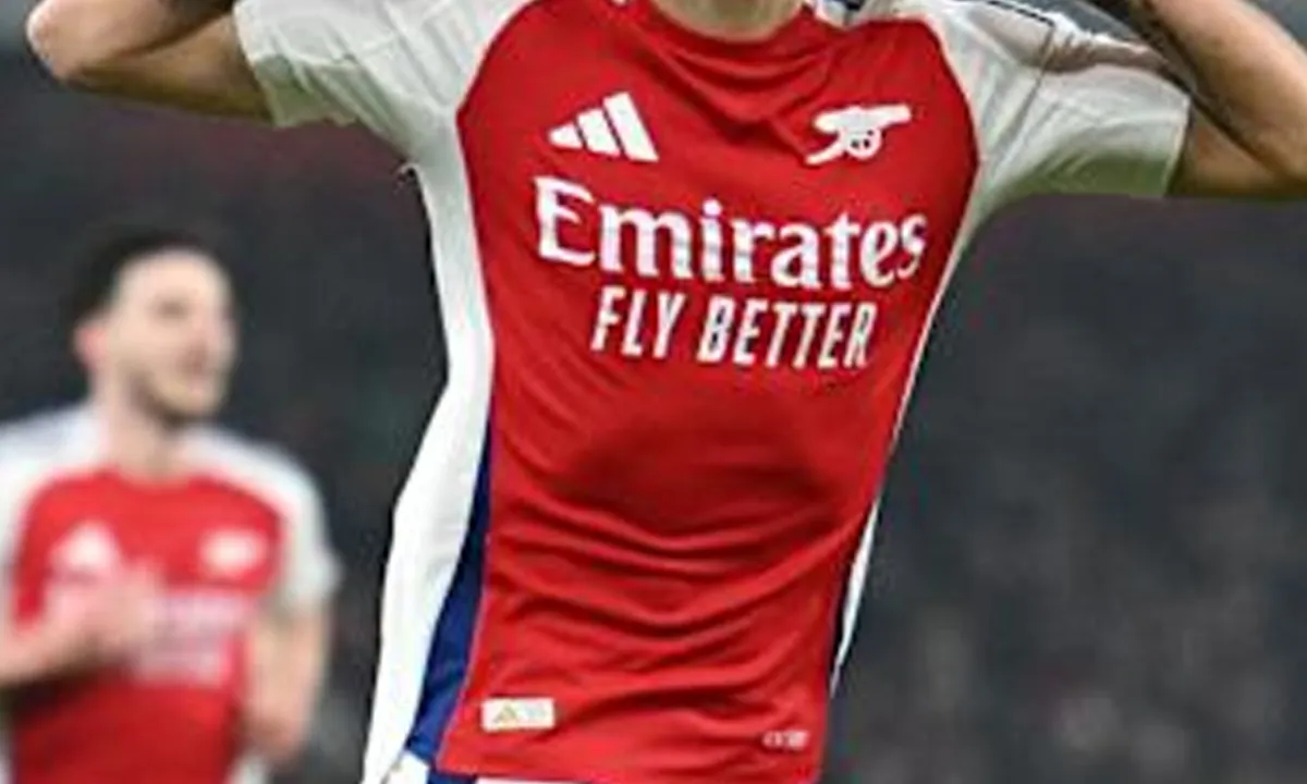 Galatasaray'dan Fenerbahçe'ye transfer çalımı! Arsenallı yıldız Aslan oluyor!