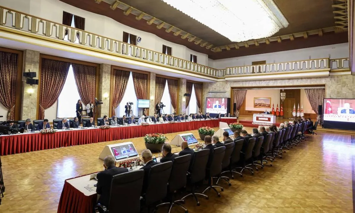  Komisyona üç sandalye eklendi! Terörsüz Türkiye süreci işliyor: Milli Dayanışma, Kardeşlik ve Demokrasi Komisyonu'nda üçüncü toplantı! 