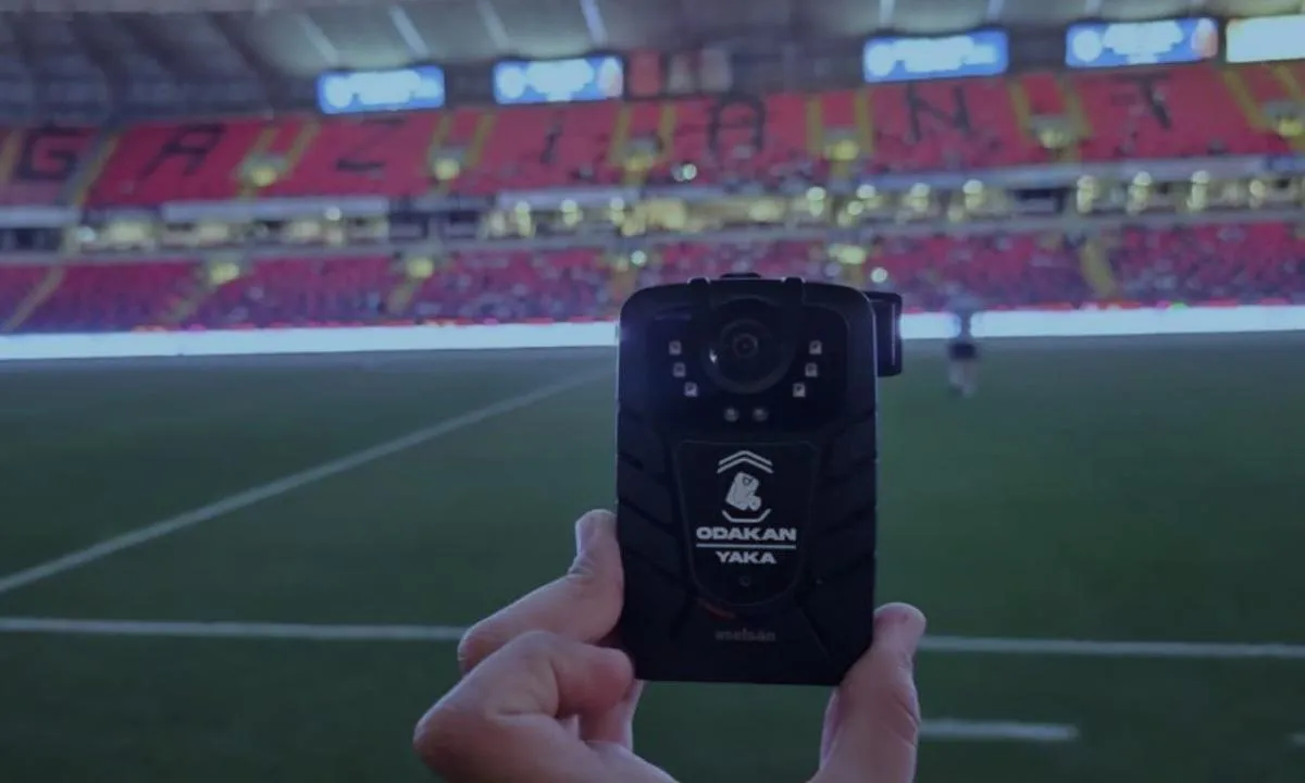 Süper Lig'de yaka kamera uygulaması: 5 yıl boyunca saklanacak