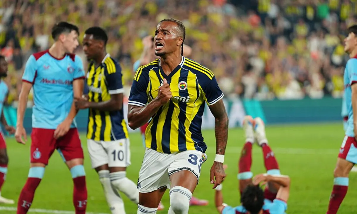 Fenerbahçe-Feyenoord maçındaki reklam Rum faşistleri çıldırttı! 'Come to North Cyprus'a öfke kustular