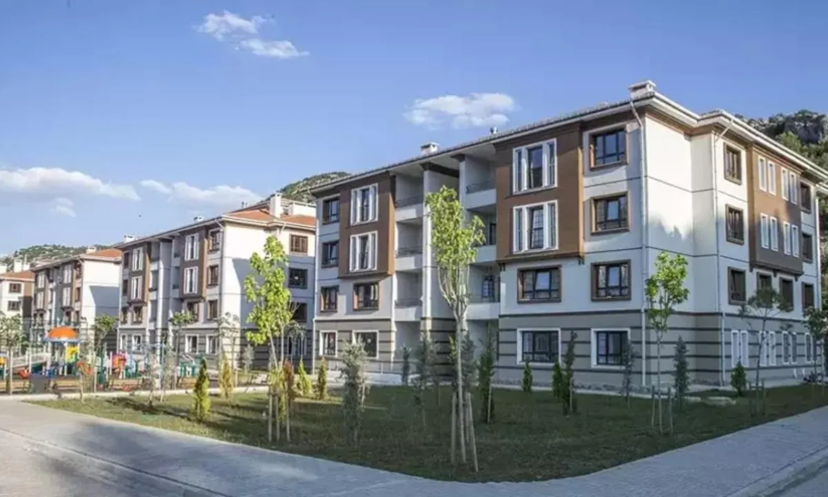 Bakan Kurum açıkladı! Rekor kırdı: 500 bin sosyal konut projesine ilk gün başvuran kişi sayısı dudak uçuklattı!