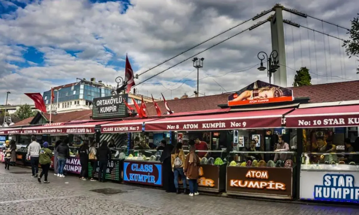 İstanbul'da 'kumpir' faciası! Böyle zehirlenme görülmedi: 2 çocuk hayatını kaybetti, Anne-baba yoğun bakımda!