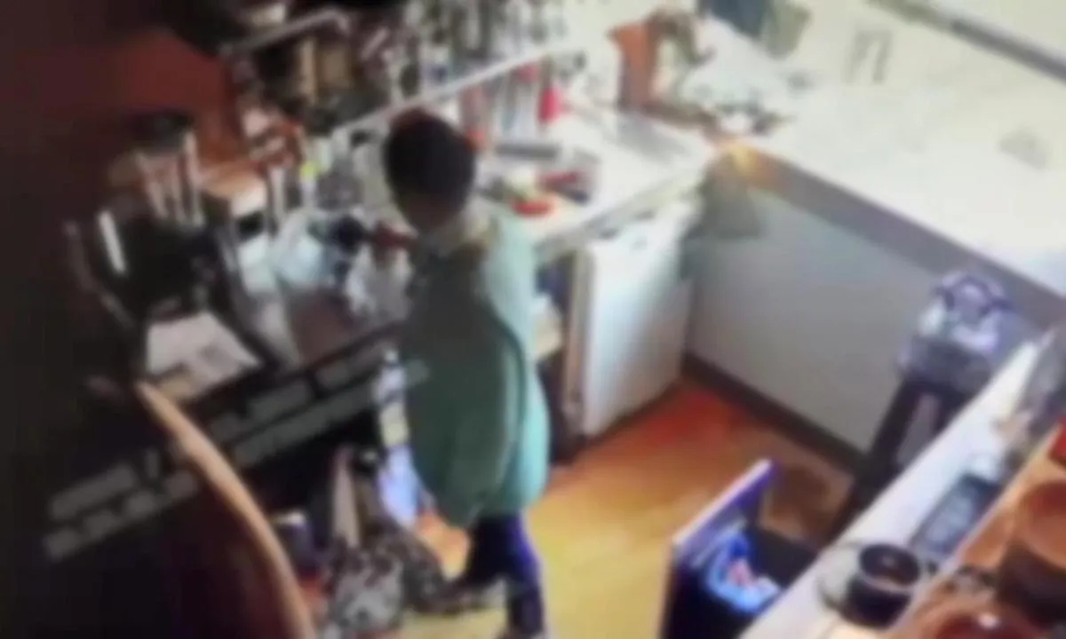 Böcek ailesinden sonra bir zehirlenme olayı daha: Genç mühendis ölümle pençeleşiyor