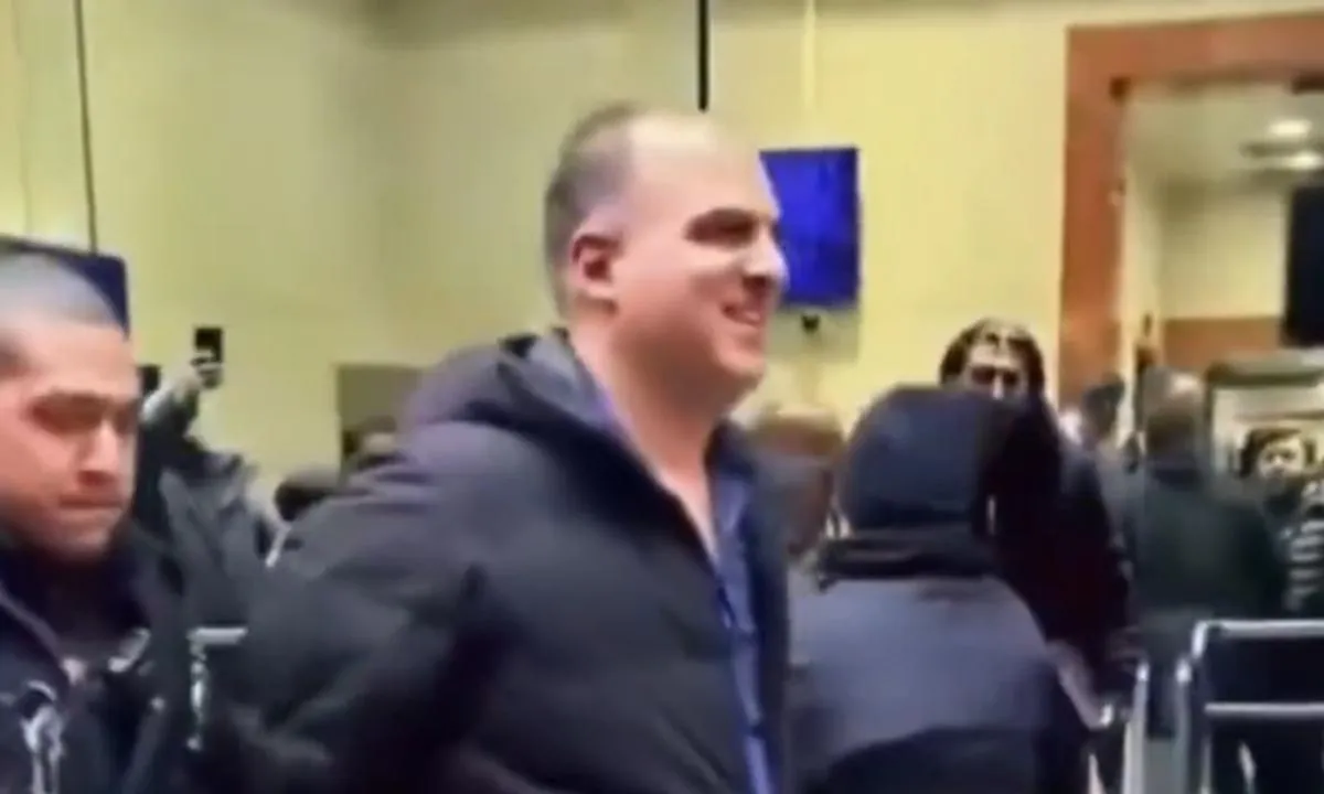 Freddy Akay kimdir, nereli?