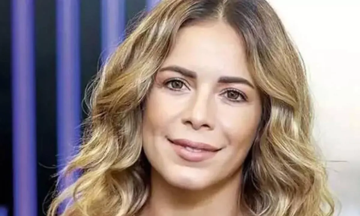 Eliz Sakuçoğlu kimdir? Murat Boz'un eski eşi ne iş yapıyor?