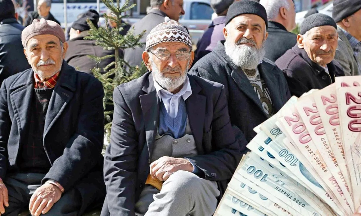 Son dakika... Milyonlarca kişi bekliyordu: En düşük emekli aylığı farkı için tarih belli oldu!