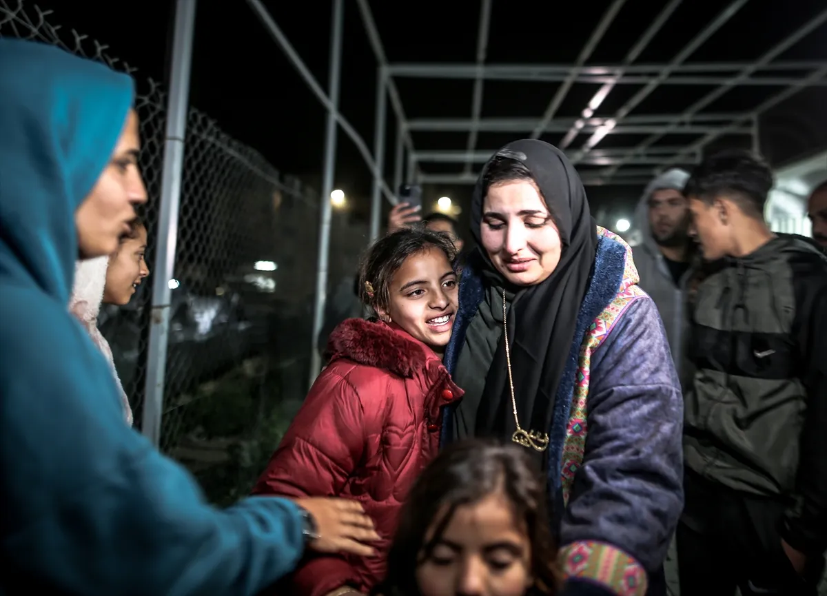 Refah'ta geçişler başladı! 2 buçuk yıl sonra ailelerine kavuştular