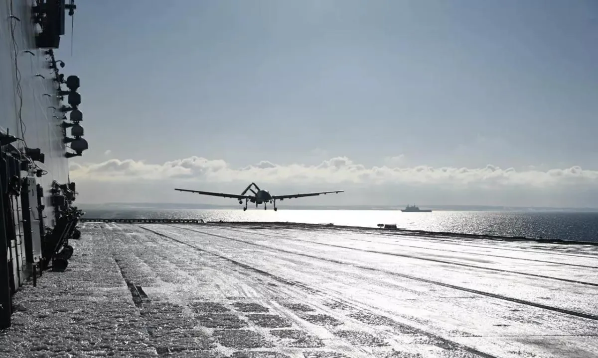 Baltık'ta TB3 rüzgarı! TCG Anadolu'dan havalandı hedefi tam isabet vurdu: Dünyada bir ilk